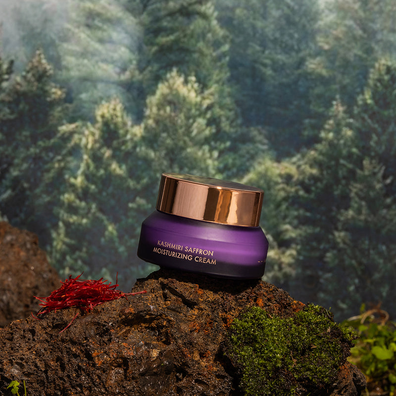 Kashmiri Saffron Moisturizing Cream - Mini (15gm)